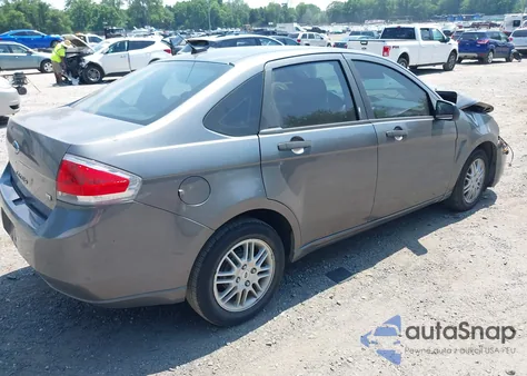 2010 Ford Focus Se z USA, uszkodzony, nr VIN 1FAHP3FN3AW218621